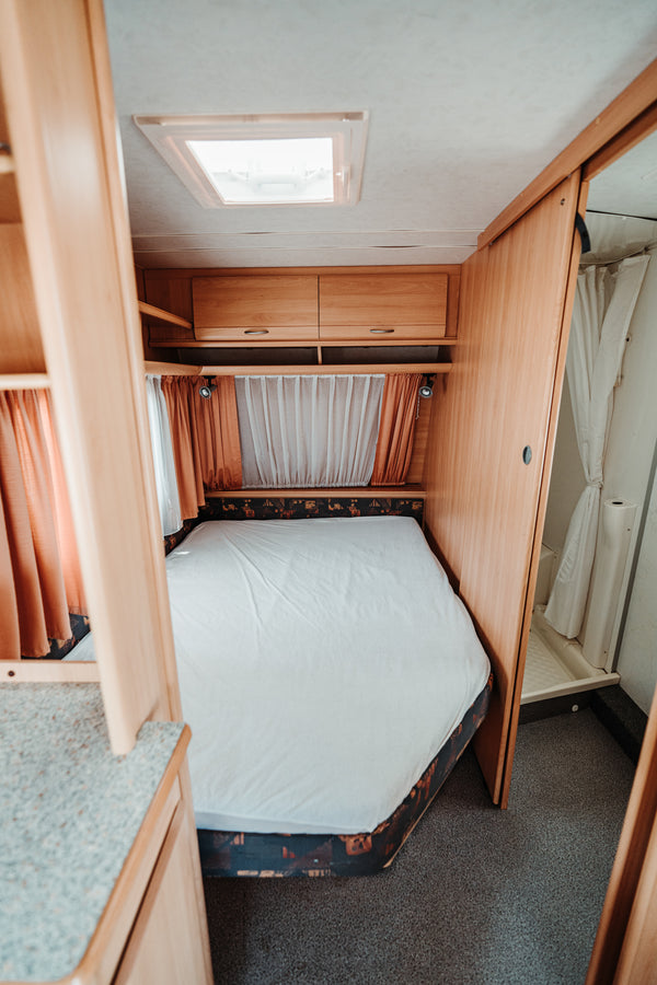 Beach Caravan (premium) - One Unit left