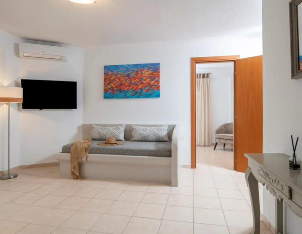 Cavo Kalamitsi – 2 Bedroom Apartment with Garden View