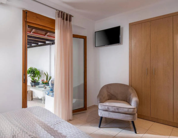 Cavo Kalamitsi – 2 Bedroom Apartment with Garden View