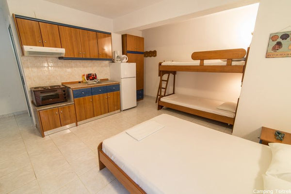 Silent Camp: Rooms