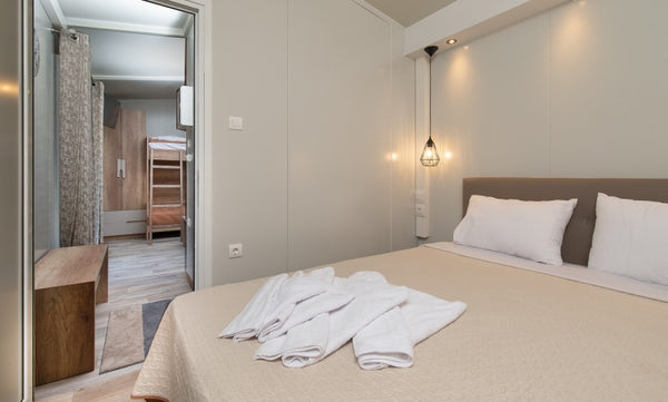 Silent Camp: Mobile House L (premium)